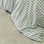 Stripe quilt cover. 
