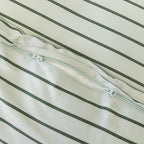 Stripe quilt cover close up of zipper.