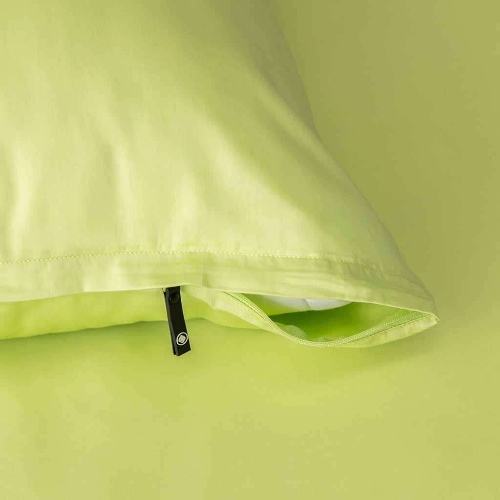 Tully Magnetic Clip & Zip Quilt Cover